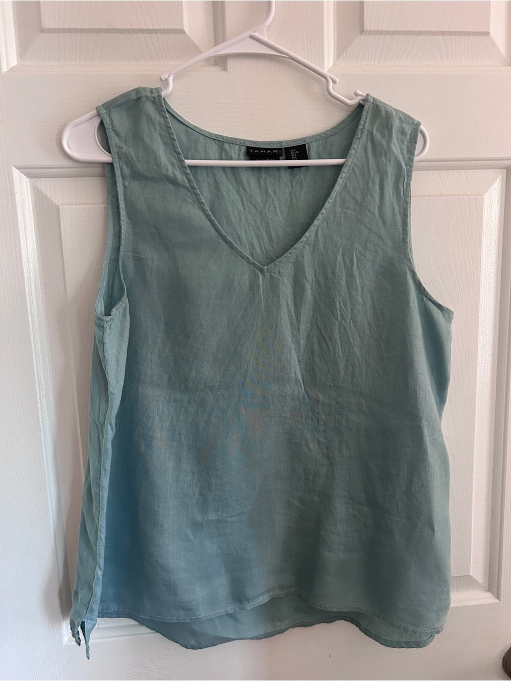Tahari Essentials Linen Sleeveless V-Neck Top Muted Sage Green/Sea Glass Large
